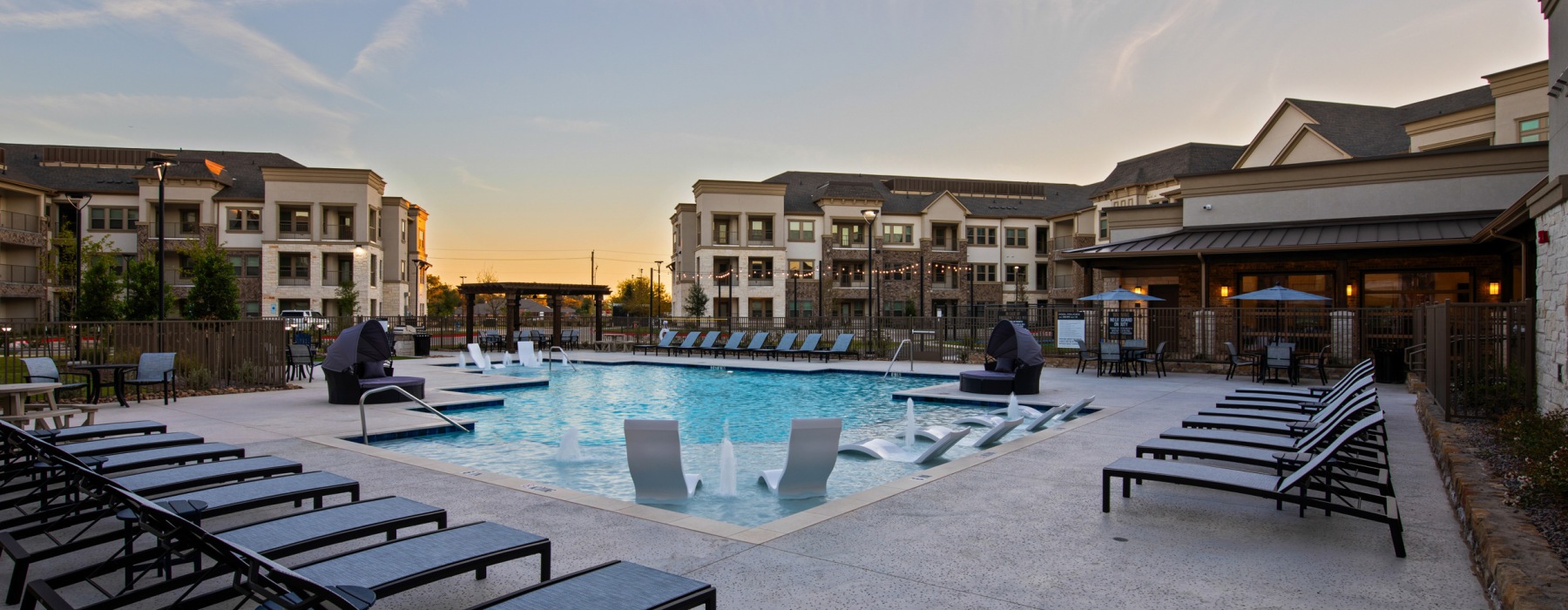 Pool with seating twilight