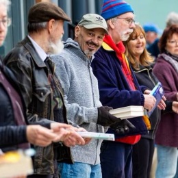 The essence of exceptional living social media post